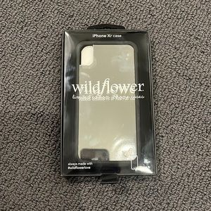 UNOPENED Wildflower Mirror Case